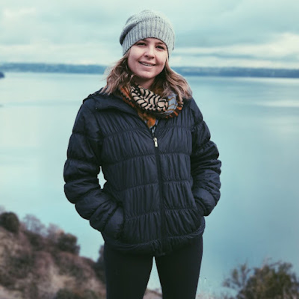 Meet your Posher, Avery